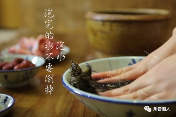 天气干燥，让菜干猪骨汤来拯救你的干渴肌做法图解1)