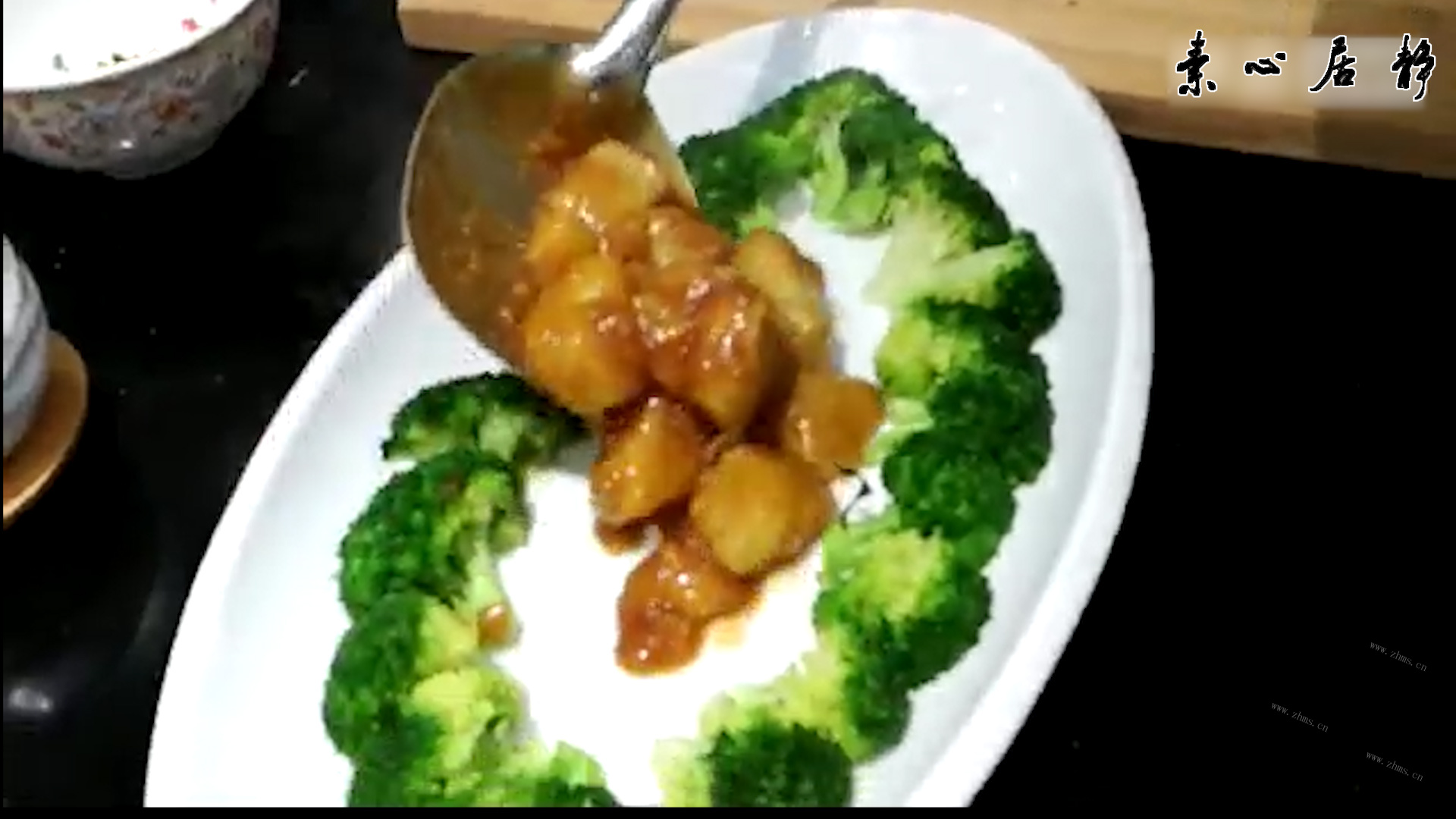 蚝油土豆拼西蓝花-素心居静庄青山做法图解16)
