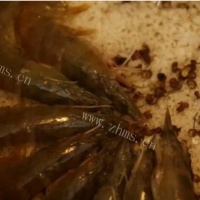 潮汕盐焗虾的做法图解二