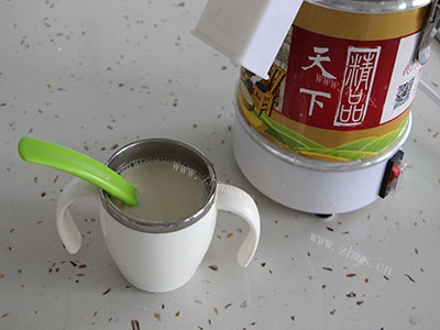 早餐豆浆的做法做法图解10)