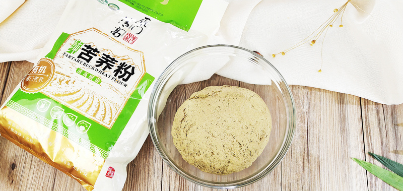 口袋豆腐荞麦饼做法图解2)