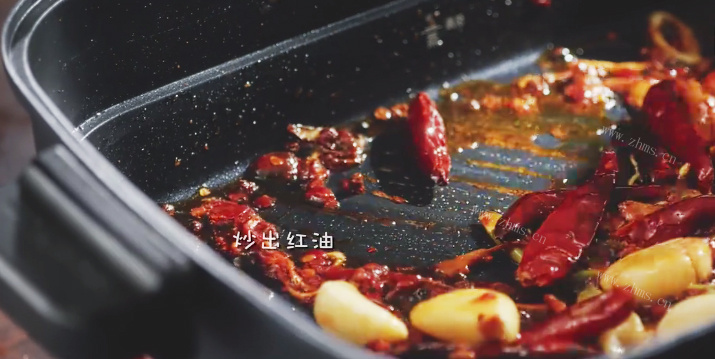 过完中秋也要吃顿好的，家庭版鸡公煲做法图解4)
