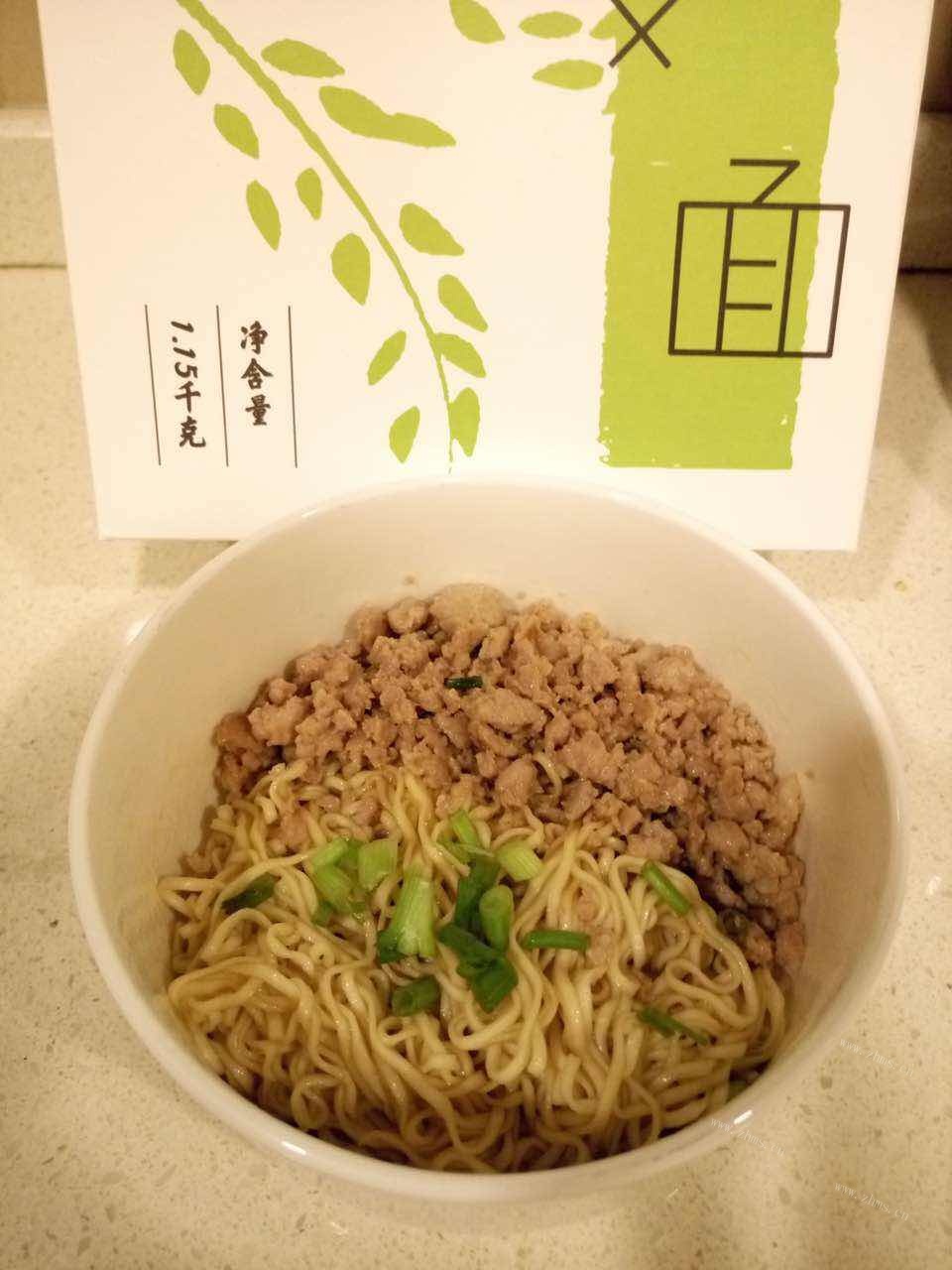 肉沫拌麦胚芽纯麦面做法图解6)